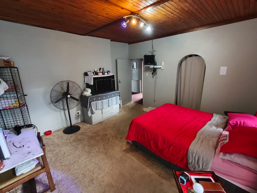 4 Bedroom Property for Sale in Protea Park North West